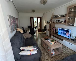 Living room of Flat for sale in  Valencia Capital  with Air Conditioner, Heating and Furnished