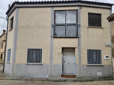 Maison avec balcon à vendre à Vega de Tirados - Calle Moros
