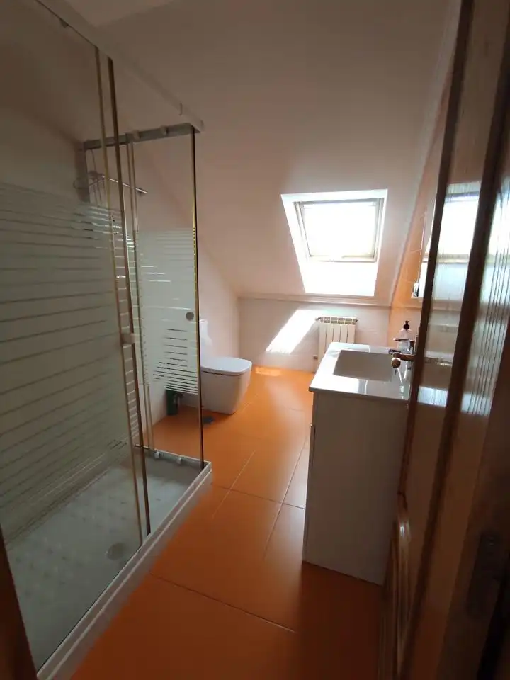 Baño de Casa o chalet en venta en Marina de Cudeyo con Calefacción, Jardín privado y Parquet