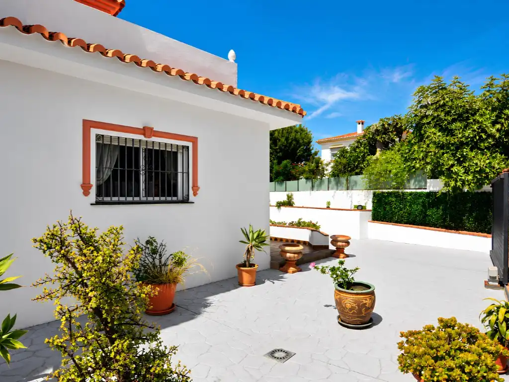 Jardí de Casa o xalet en venda en Mijas amb Aire condicionat, Calefacció i Jardí privat