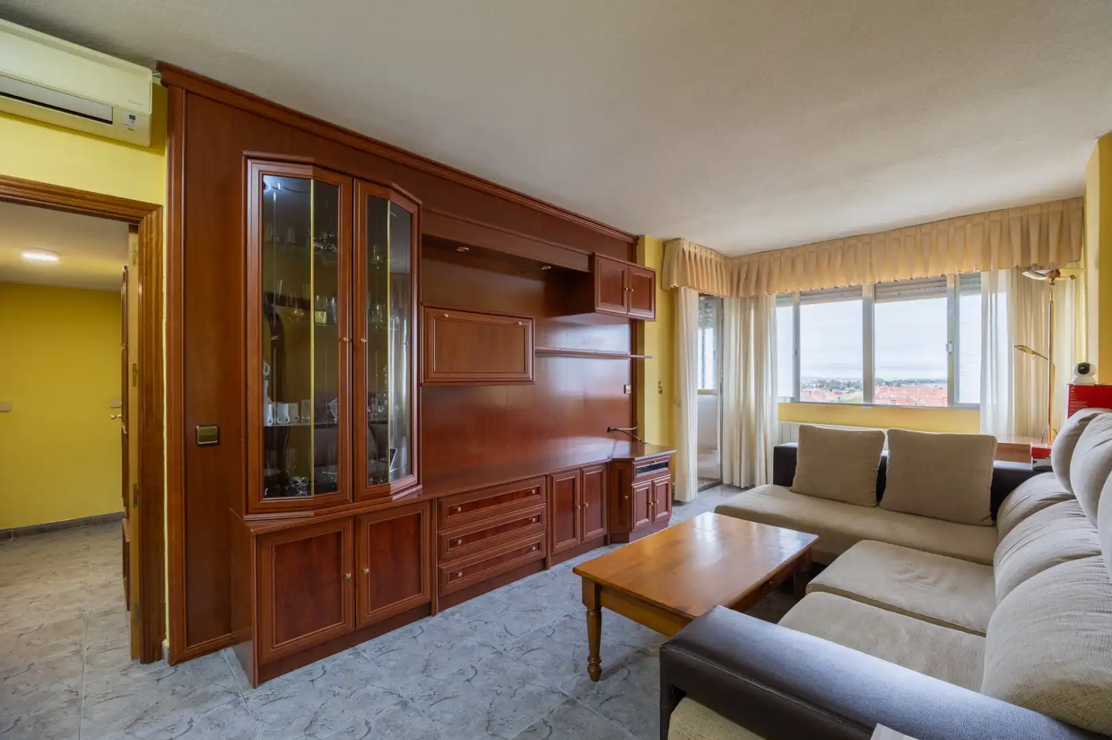 Living room of Flat for sale in El Arroyo - La Fuente