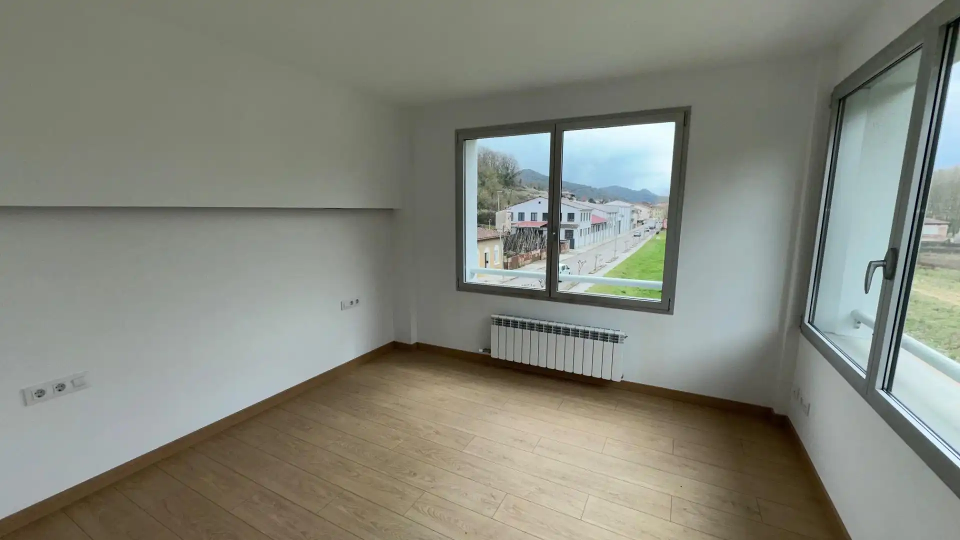 Habitación de Casa o chalet en venta en Sant Feliu de Pallerols con Parquet