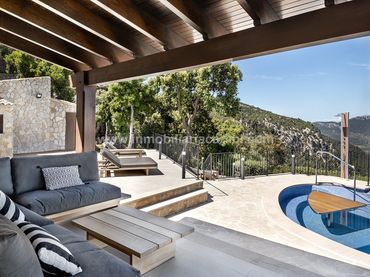 Casa amb balcó de lloguer a Esporles