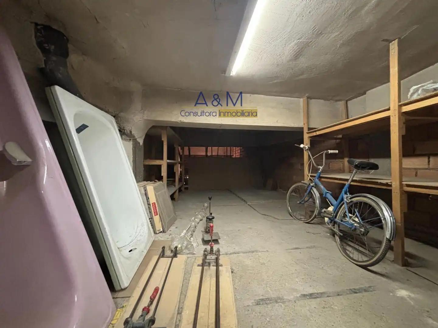 Parking de Local en venta en Valladolid
