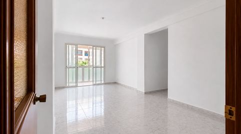 Foto 4 de Apartament en venda a Sierra de Estepona - Avda. de Andalucía, Estepona