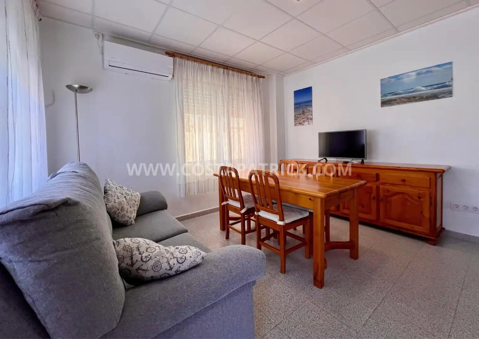 Wohnzimmer von Einfamilien-Reihenhaus zur Miete in Los Alcázares mit Klimaanlage, Möbliert und Ofen