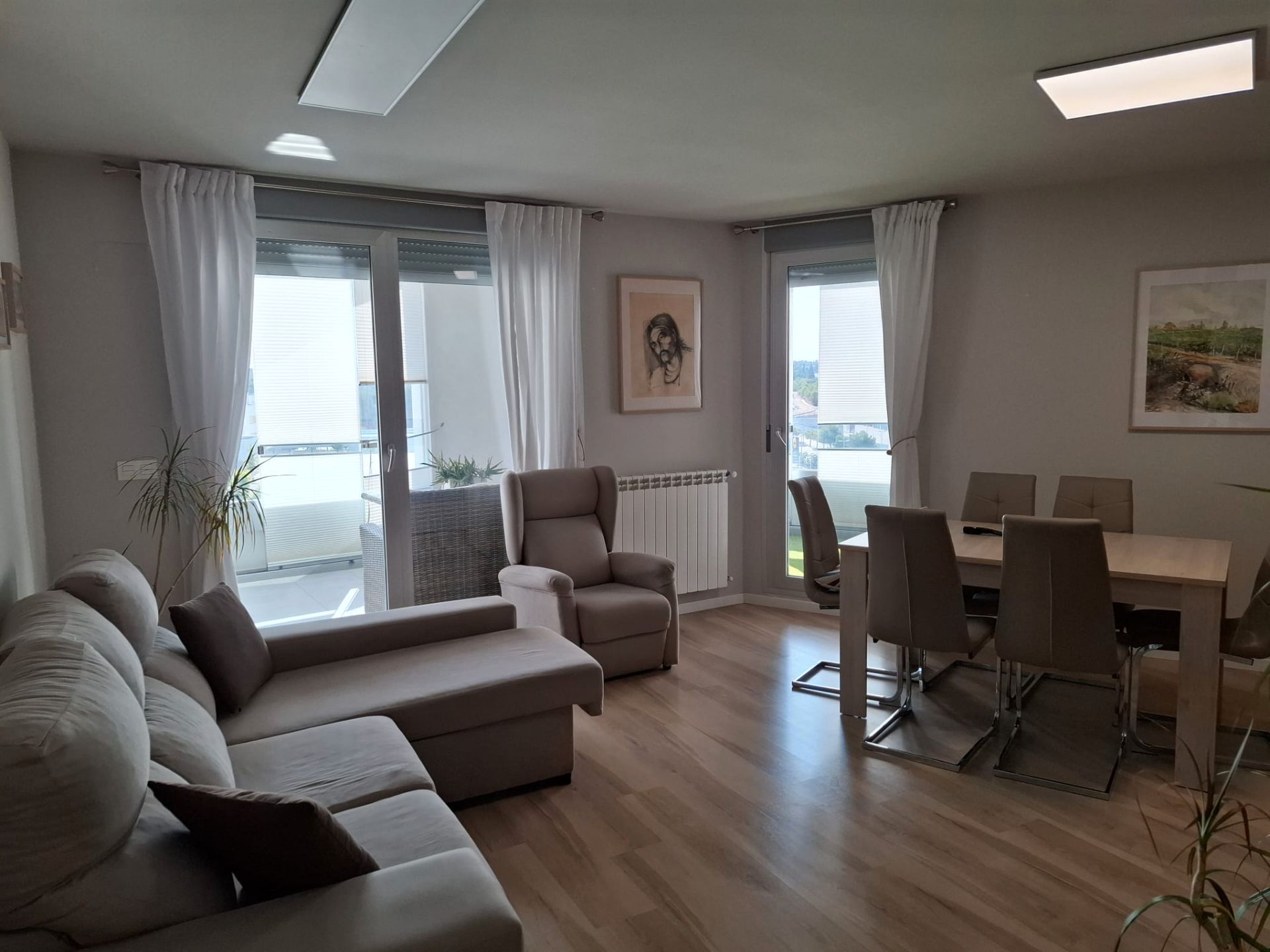 Sala de estar de Piso en venta en  Zaragoza Capital con Aire acondicionado, Calefacción y Terraza