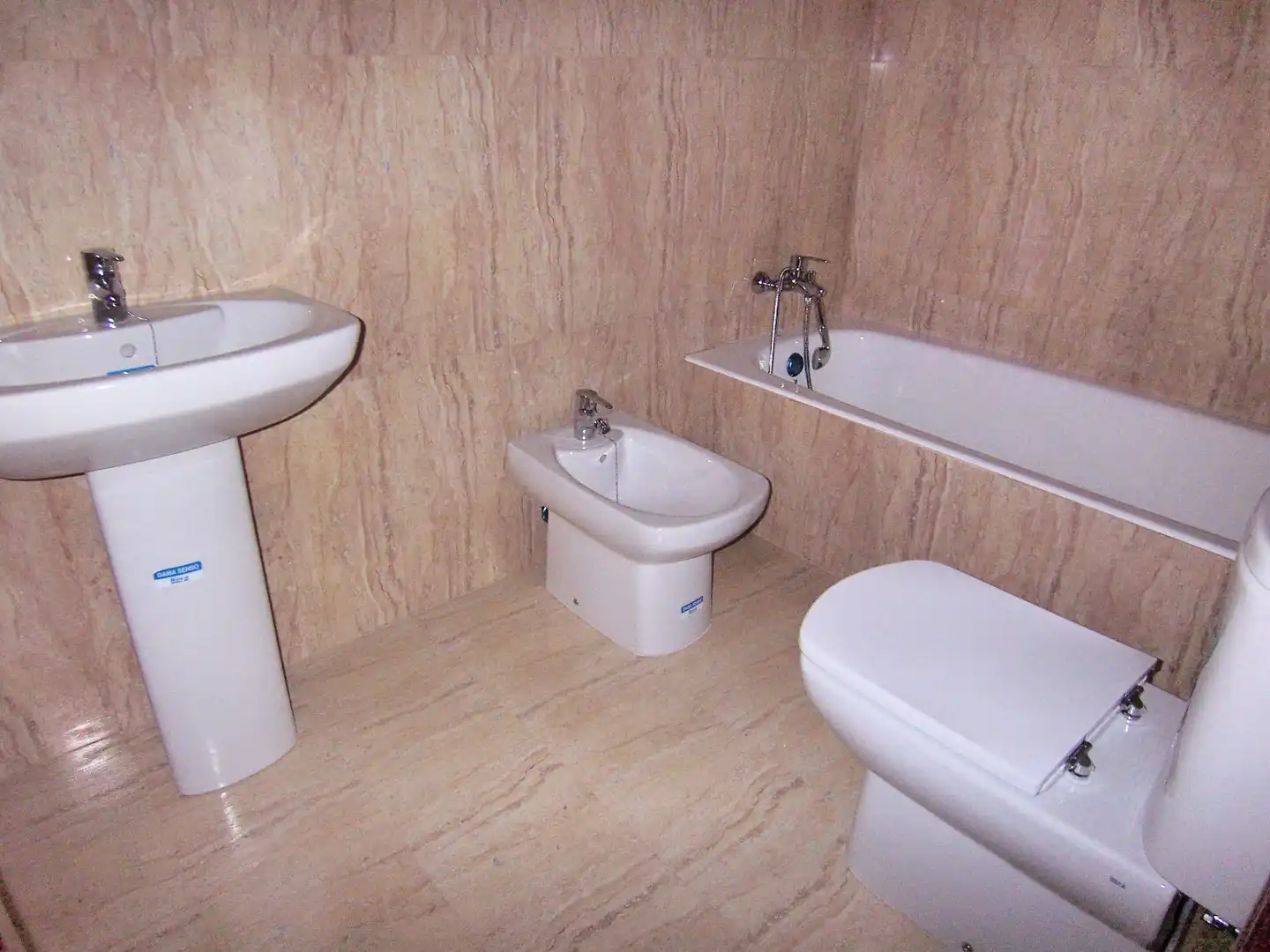Baño de Piso en venta en Santoña con Calefacción y Balcón
