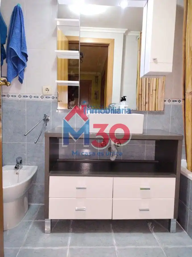 Cuina de Apartament en venda en Miranda de Ebro amb Calefacció, Parquet i Traster