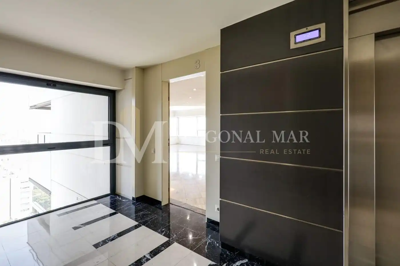 Piso en venta en Barcelona con Aire acondicionado, Calefacción y Terraza