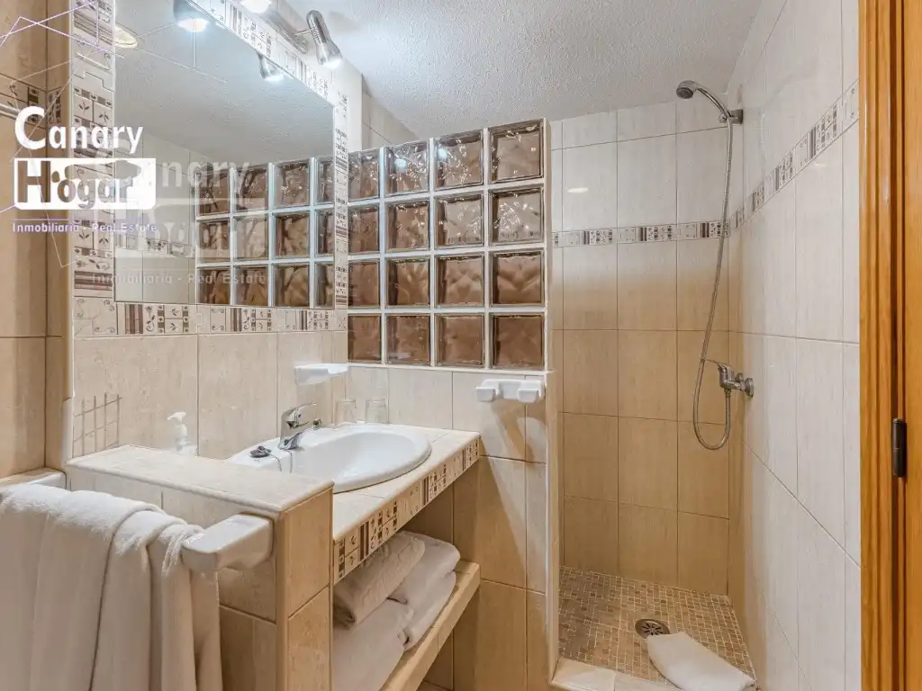 Baño de Casa o chalet en venta en Arona con Calefacción, Jardín privado y Balcón