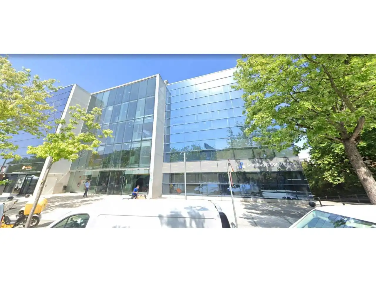 Office space with lift for sale in Avenida Corts Catalanes