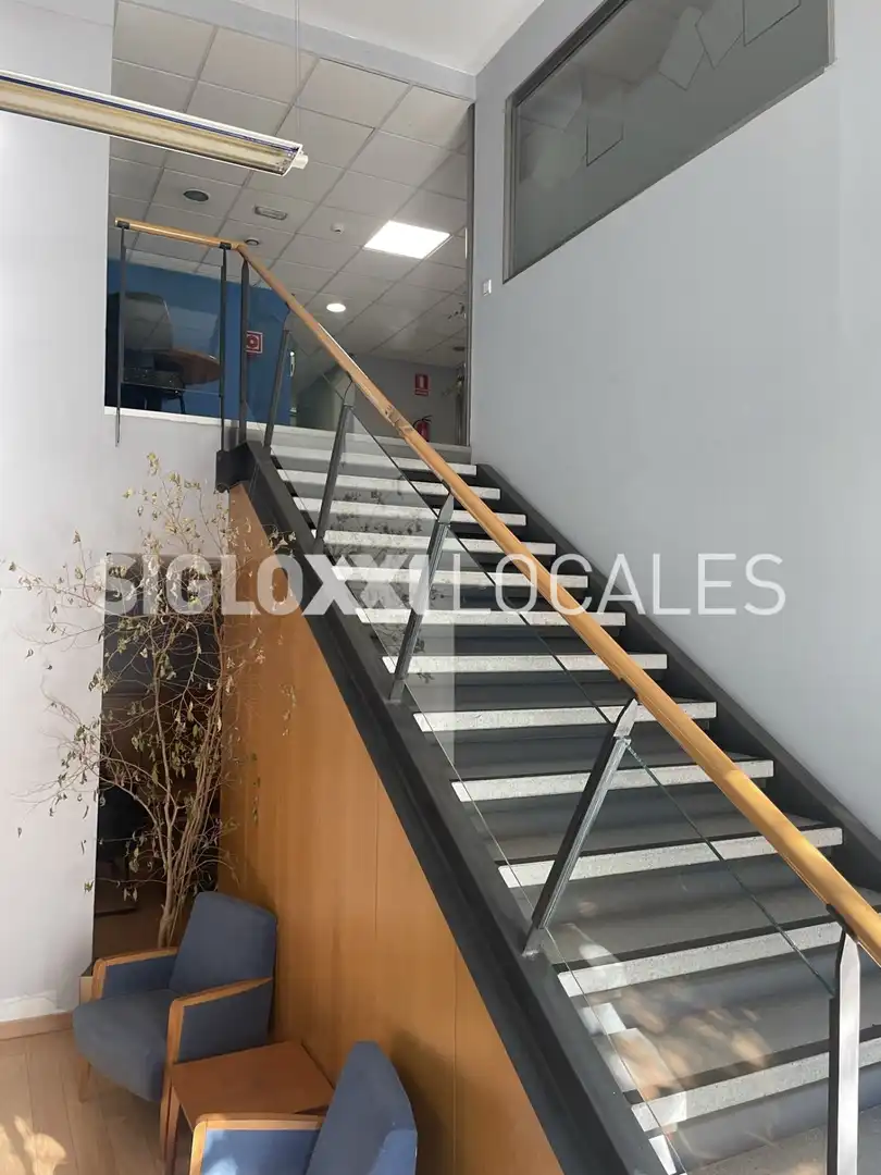 Local comercial en venta en CASP, imagen 8