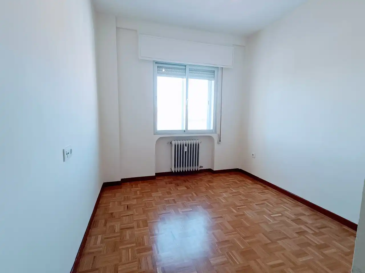 Habitación de Ático de alquiler en Madrid con Aire acondicionado, Calefacción y Parquet