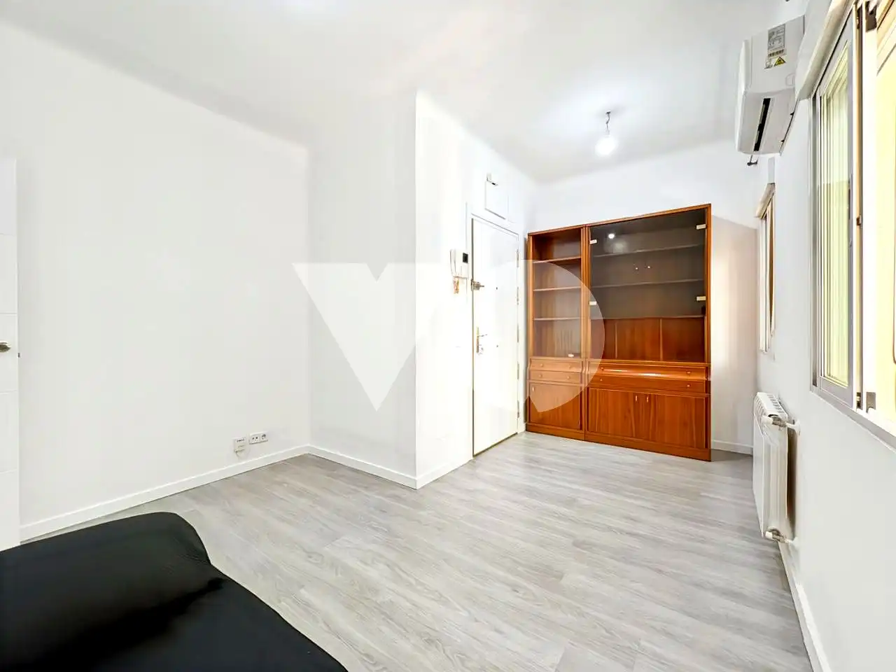 Living room of Ground floor for sale in Madrid  with Air Conditioner, Heating and Private garden