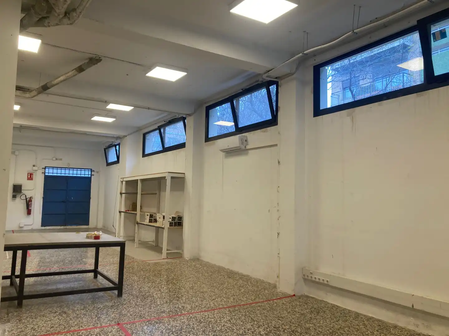 Office for rent in Zaragoza  with Air Conditioner