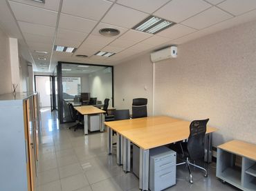 Local comercial en alquiler en Calle del Cristo 8