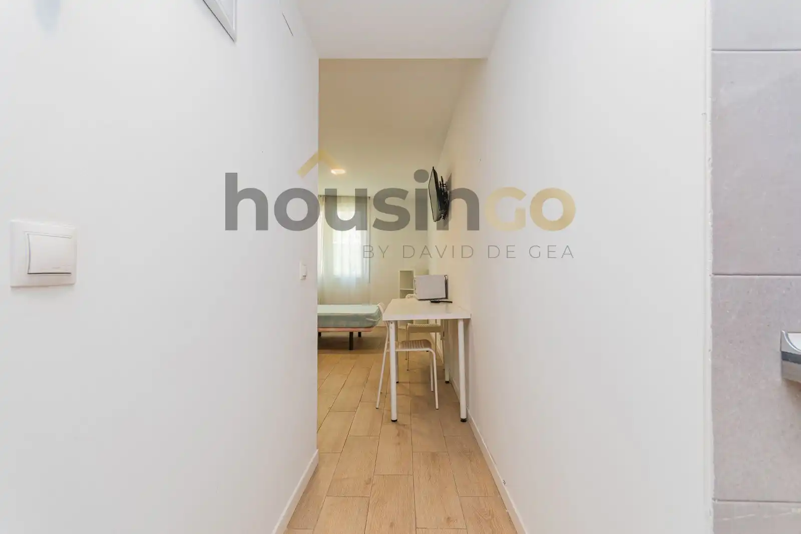 Study for rent in Madrid  with Air Conditioner, Heating and Parquet flooring