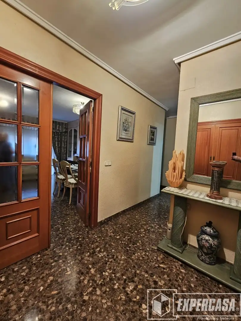 Piso con ascensor en venta en Quatre Carreres, imagen 2