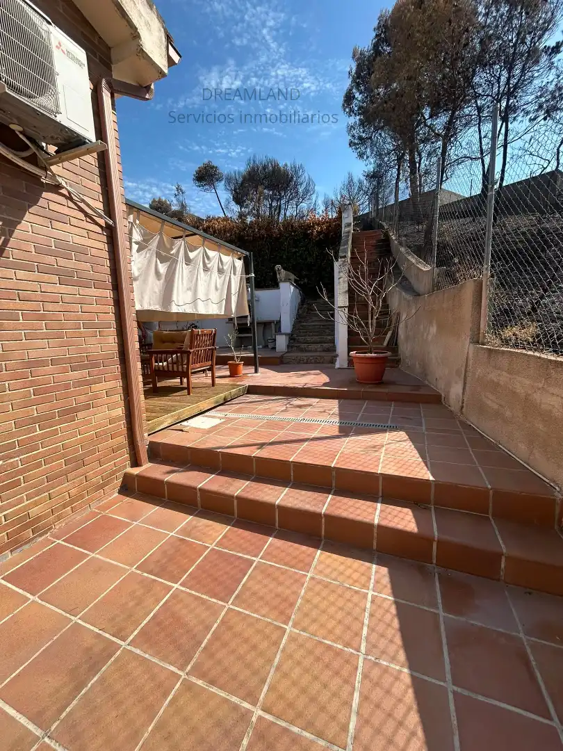 Terrassa de Casa o xalet en venda en La Pobla de Claramunt amb Aire condicionat, Calefacció i Jardí privat