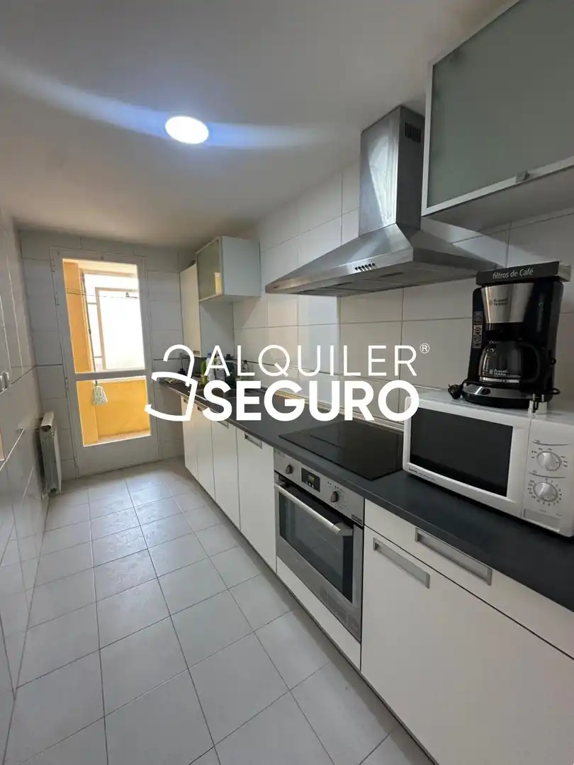 Cocina de Piso de alquiler en Navalcarnero con Calefacción, Trastero y Piscina