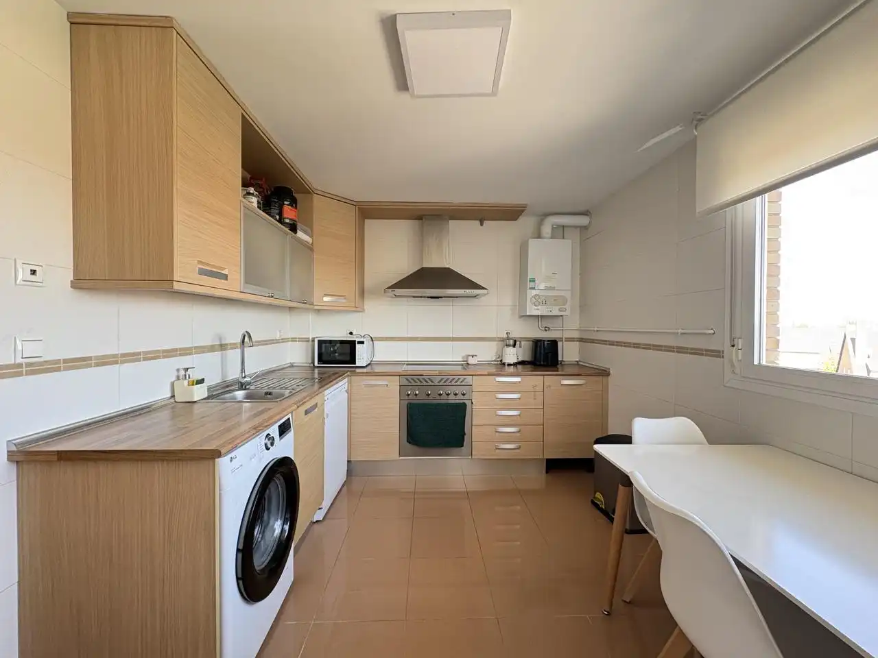 Küche von Maisonette zur Miete in Torrelodones mit Klimaanlage, Heizung und Terrasse