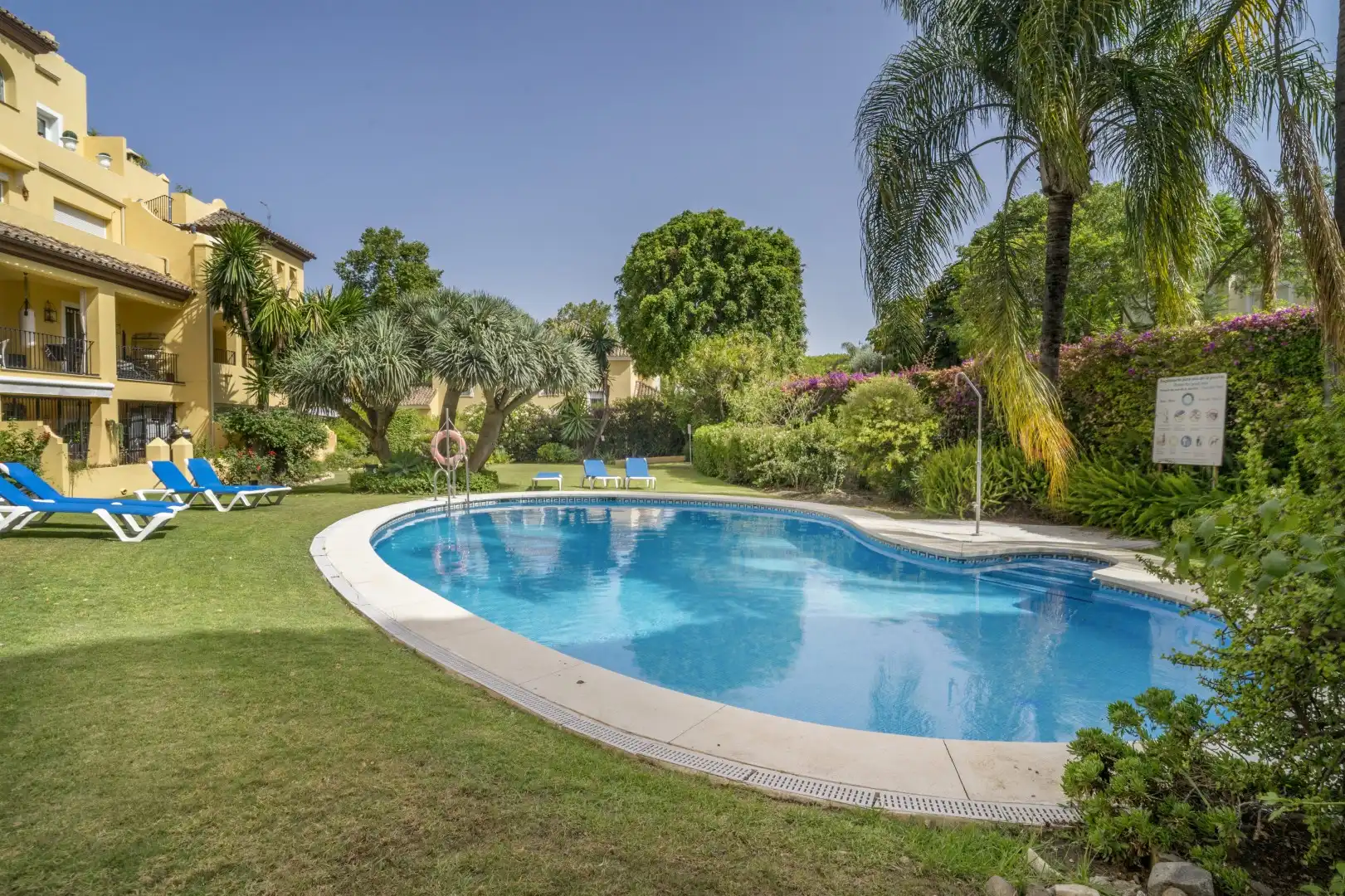 Apartament amb piscina en venda a San Pedro de Alcántara, imagen 17