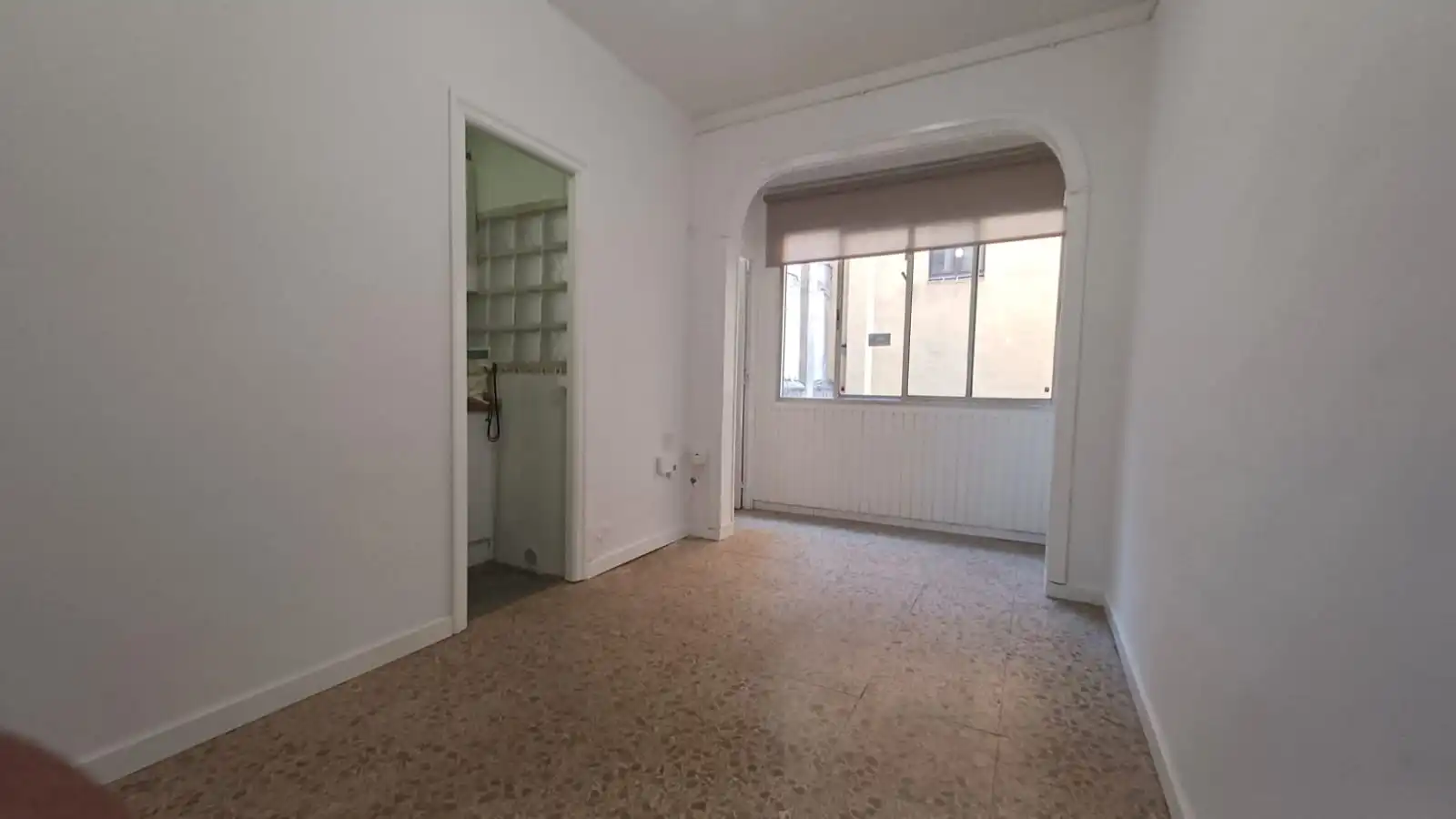 Appartamento con terrazza in vendita a Carrer d'en Roca, imagen 8