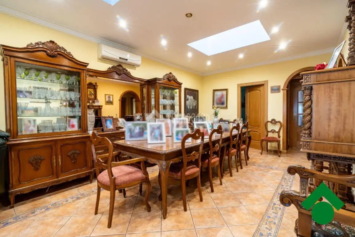 Comedor de Finca rústica en venta en Santa Fe con Aire acondicionado