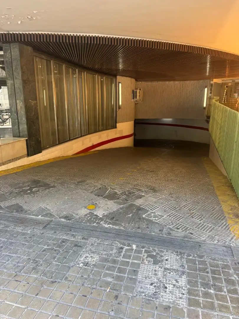 Parking de Garaje de alquiler en Valencia