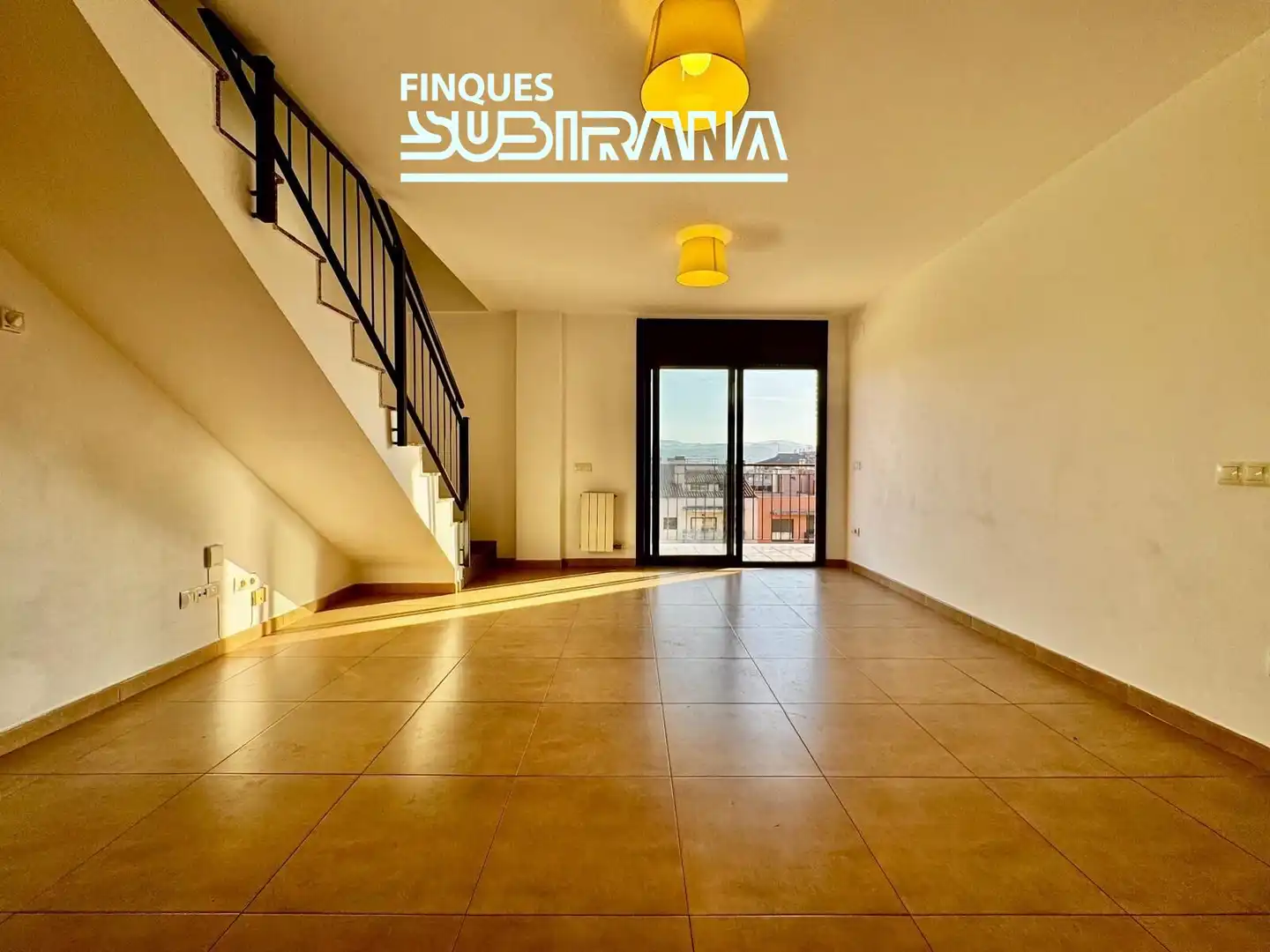 Vista exterior de Dúplex en venta en Igualada con Aire acondicionado, Calefacción y Terraza