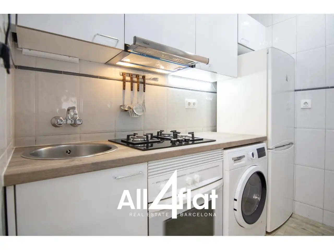 Kitchen of Flat for rent in Barcelona  with Furnished and Balcony