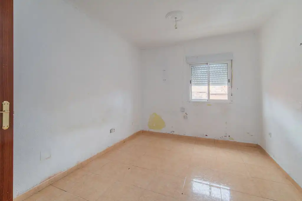 Schlafzimmer von Wohnung zum Verkauf in Madrid