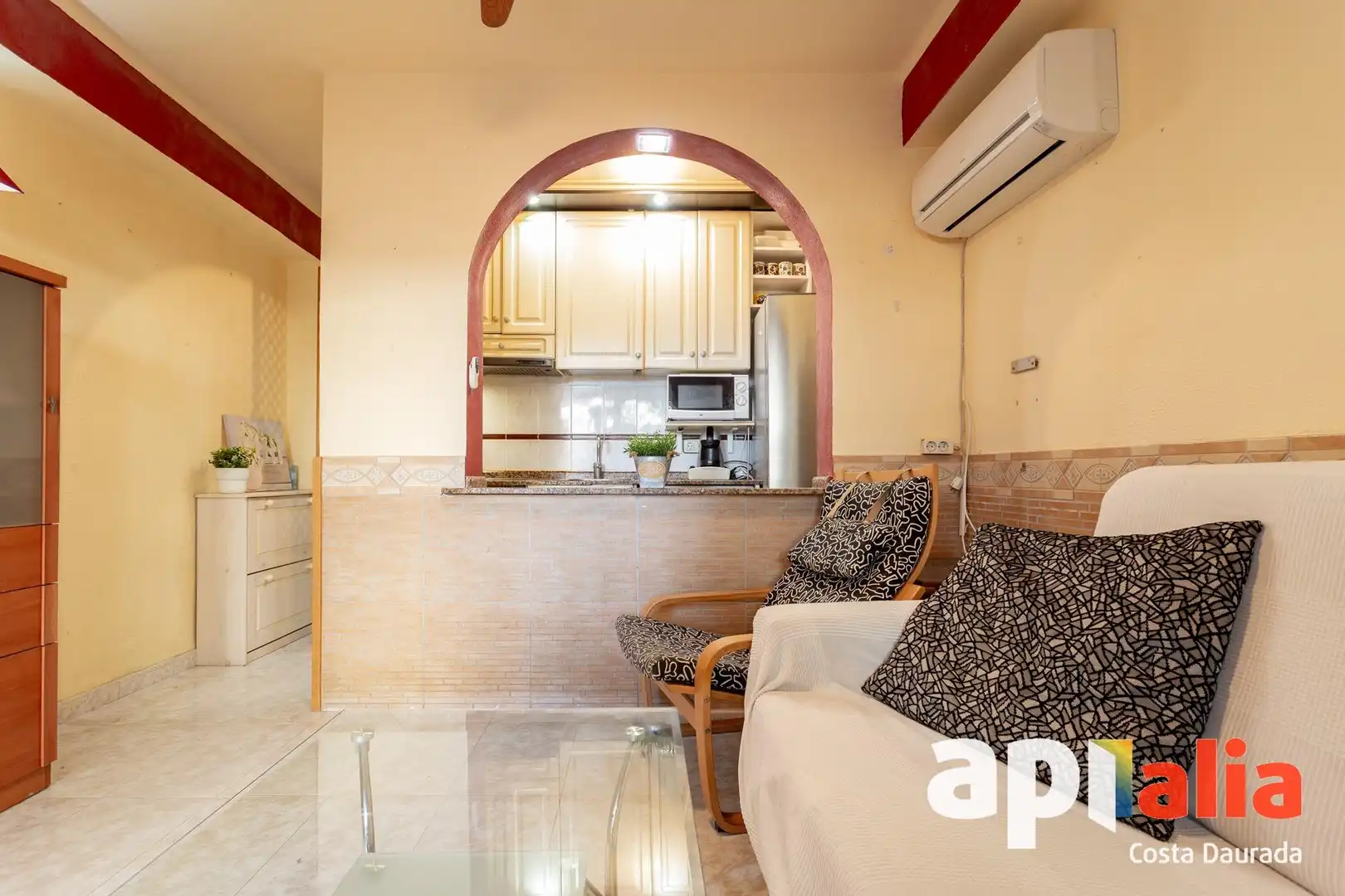 Habitación de Apartamento en venta en Salou con Aire acondicionado, Terraza y Amueblado