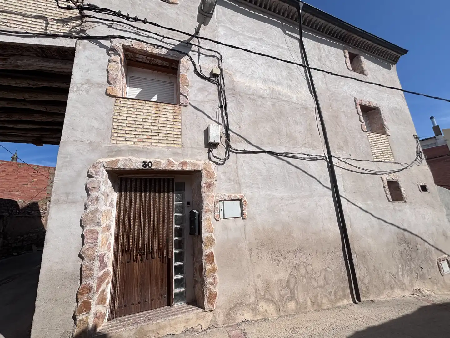Vista exterior de Casa o chalet en venta en Escatrón con Terraza, Trastero y Amueblado