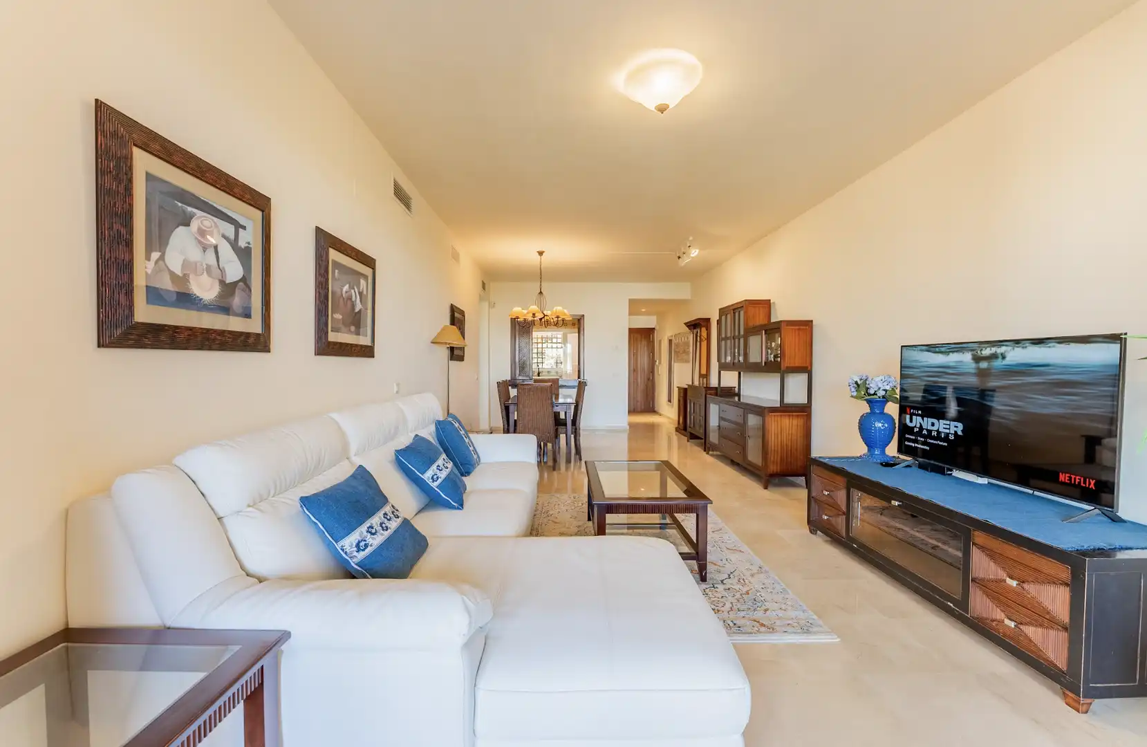 Sala de estar de Apartamento de alquiler en Estepona con Aire acondicionado, Calefacción y Terraza