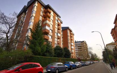 Vista exterior de Pis en venda en Valladolid Capital amb Terrassa