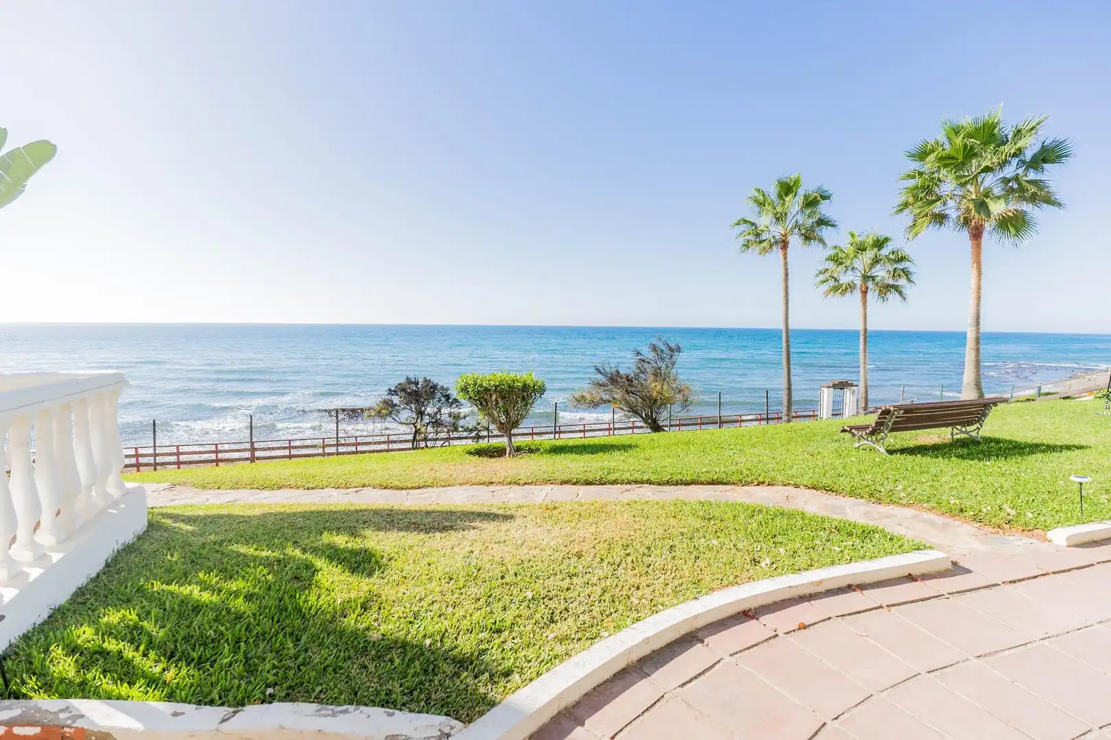 Jardí de Estudi en venda en Marbella amb Aire condicionat, Jardí privat i Moblat
