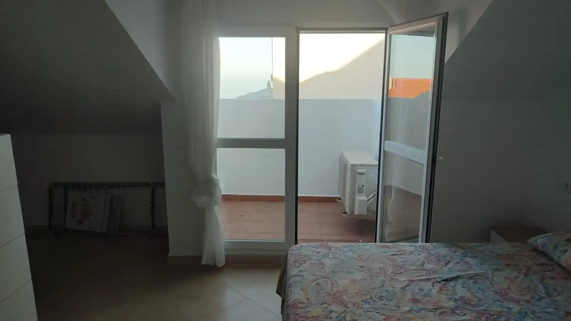 Schlafzimmer von Maisonette zur Miete in Benalmádena mit Klimaanlage und Balkon