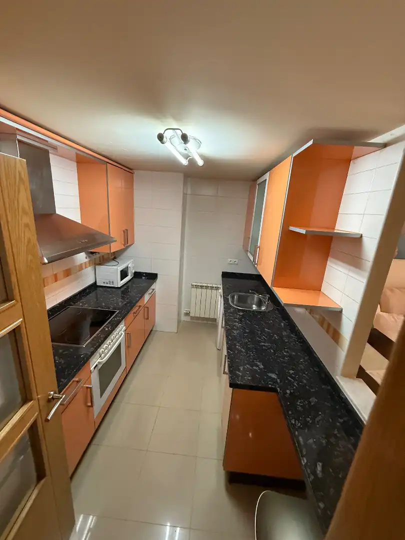 Cocina de Apartamento de alquiler en Ponferrada con Amueblado