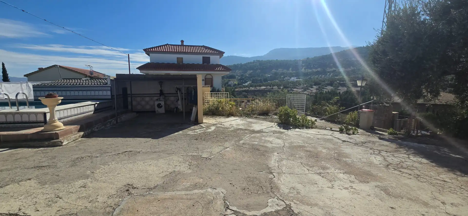 Vista exterior de Casa o xalet en venda en Jaén amb Aire condicionat, Jardí privat i Piscina