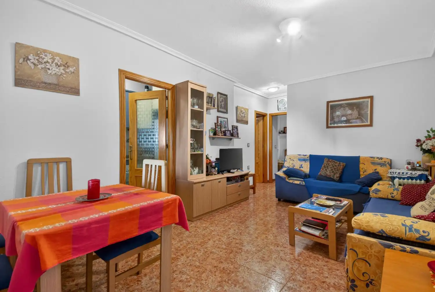 Sala de estar de Apartamento en venta en Orihuela con Piscina y Amueblado