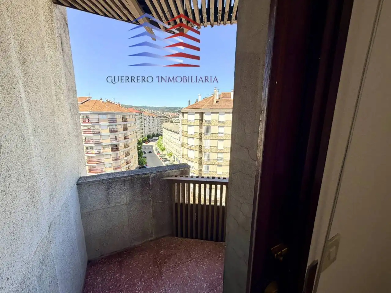 Terrassa de Pis de lloguer en Ourense Capital  amb Calefacció, Parquet i Traster