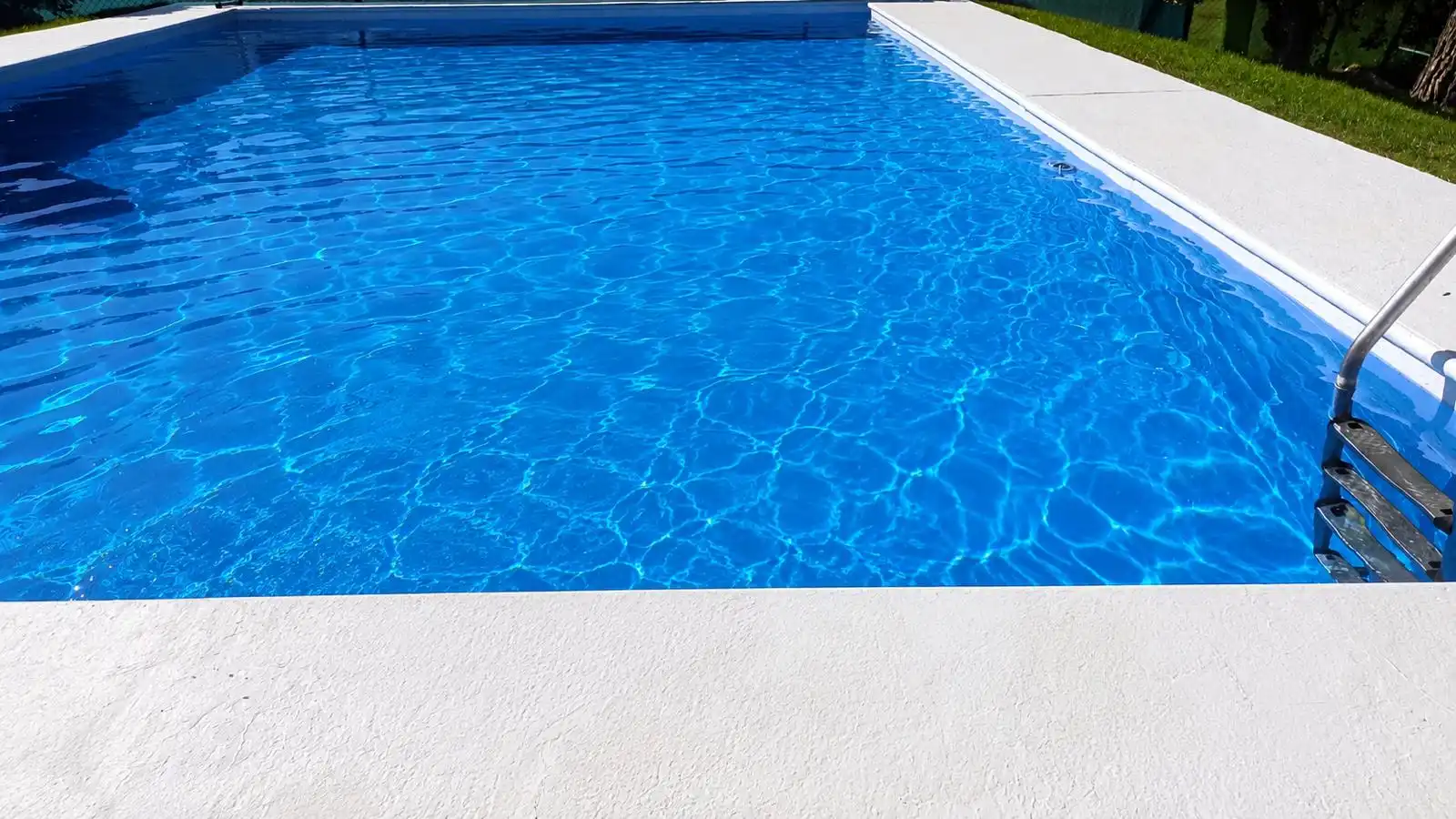 Piscina de Finca rústica en venda en Almodóvar del Campo amb Traster i Piscina