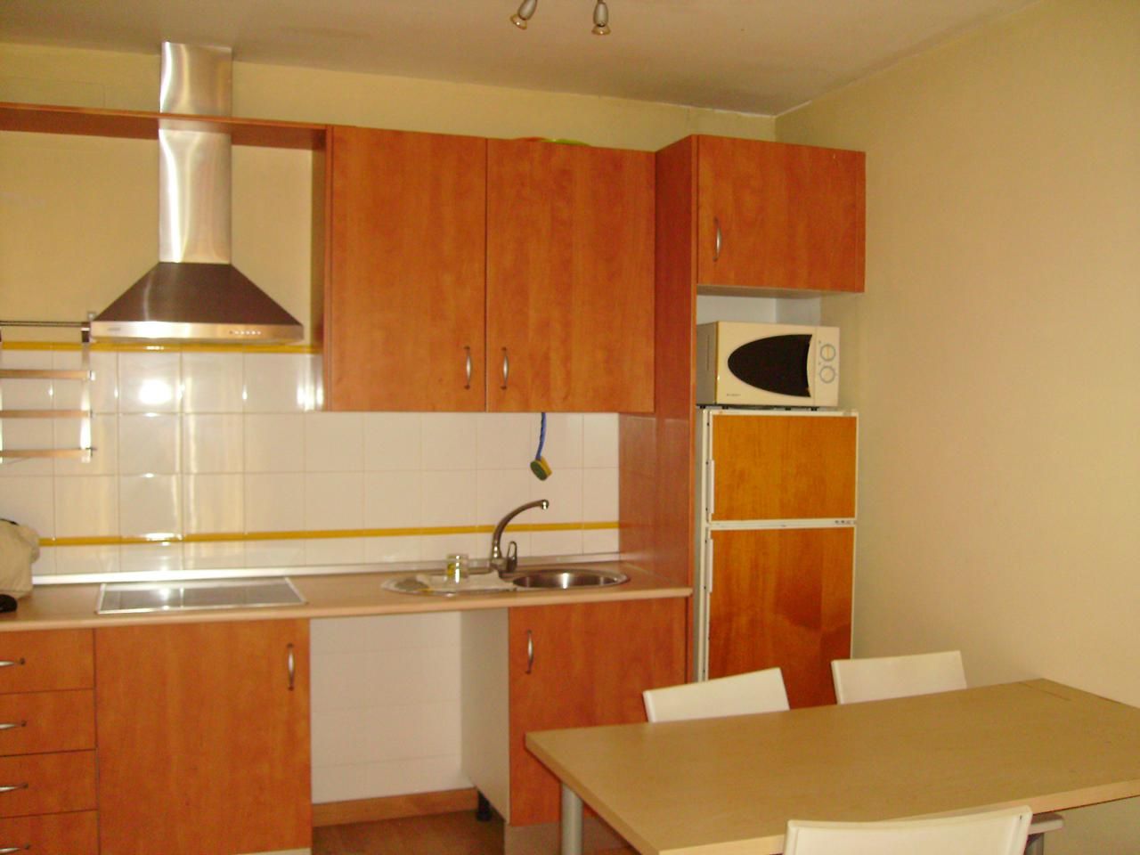 Kitchen of Planta baja for sale in Dos Hermanas  with Storage room