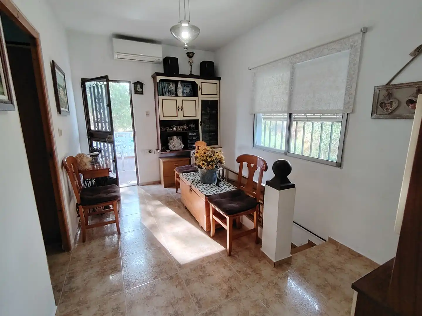 Sala d'estar de Casa o xalet en venda en Torrent amb Aire condicionat, Jardí privat i Terrassa
