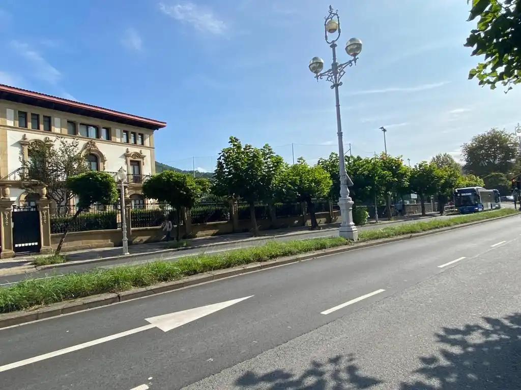 Vista exterior de Garatge en venda en Donostia - San Sebastián 