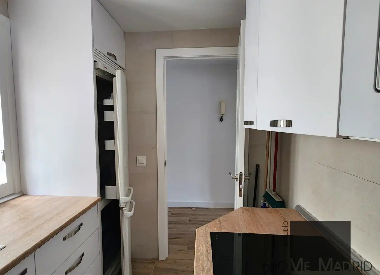 Cuina de Pis de lloguer en Madrid amb Calefacció i Moblat