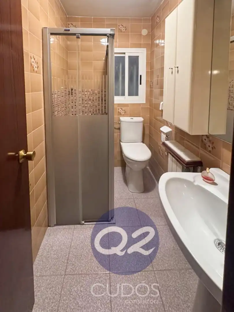 Badezimmer von Wohnung zum Verkauf in Balaguer mit Heizung, Möbliert und Ofen