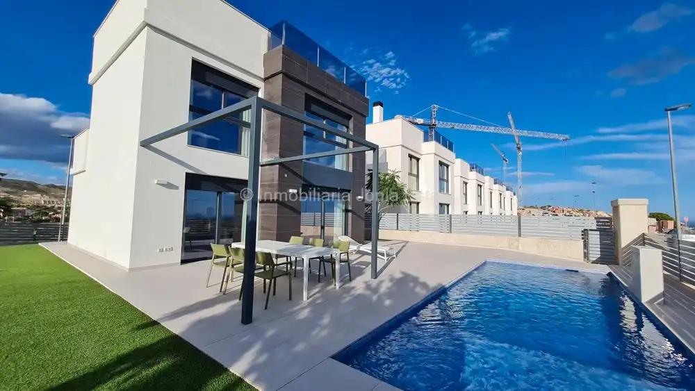 Vista exterior de Casa o chalet en venta en Mutxamel con Aire acondicionado, Jardín privado y Terraza